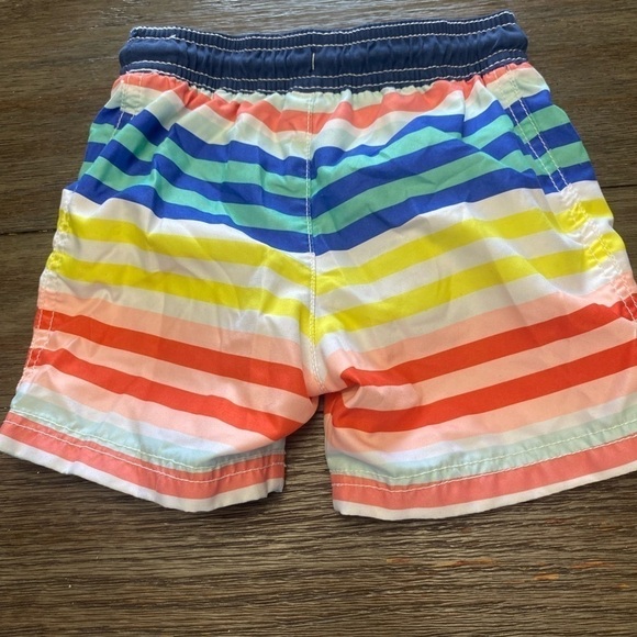 Trunks Surf and Swim 2T swim set 
Shirt and shorts - Picture 9 of 9